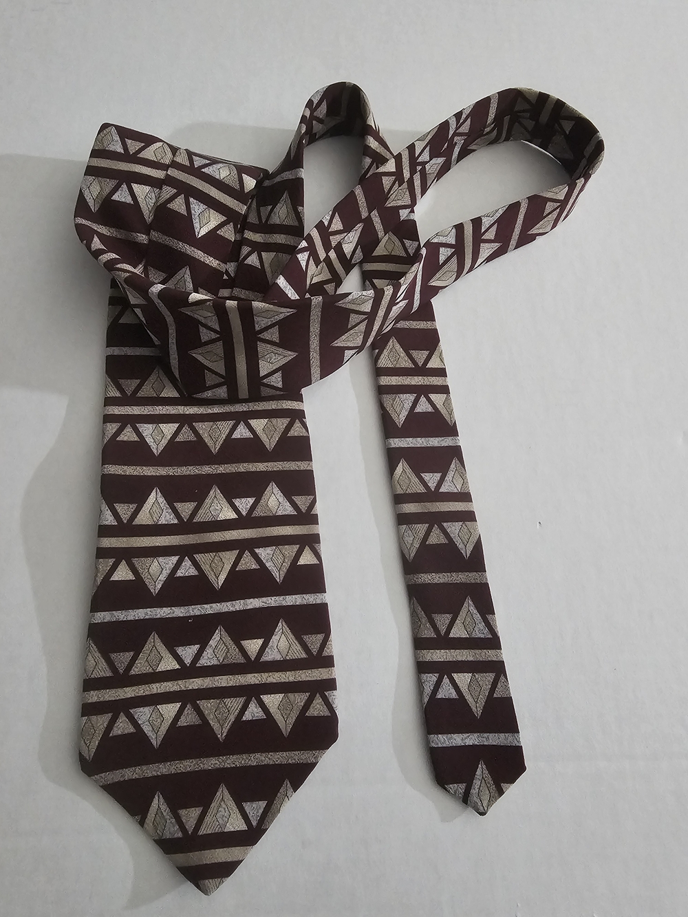 Men's Burgundy Geometric Pattern Tie